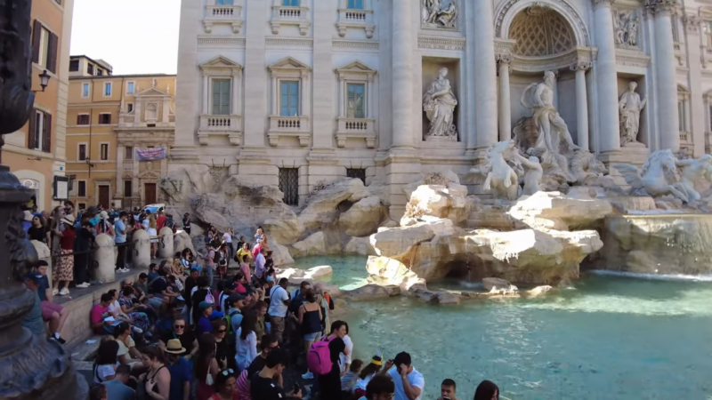 fontana di trevi